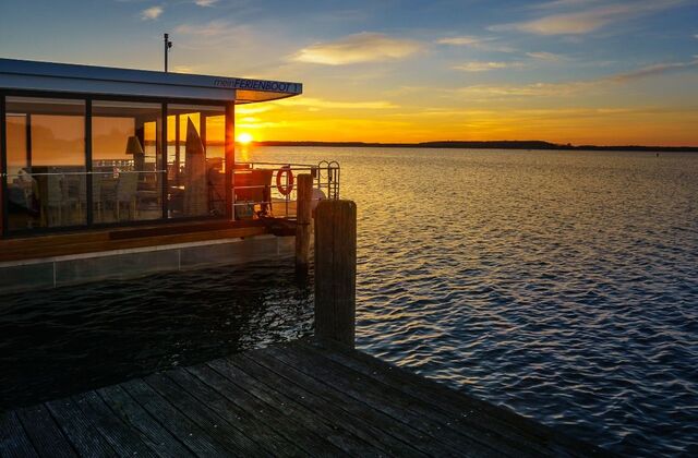 meinFERIENBOOT - Erholung in Schwimmhäusern und fahrenden Hausbooten